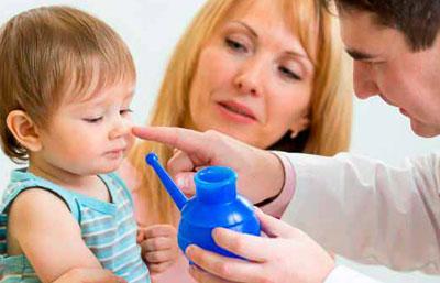 Промывание носа ребенку