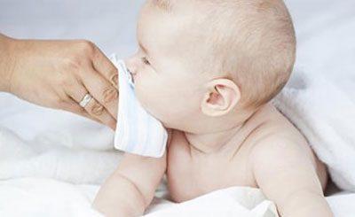 Насморк у ребенка